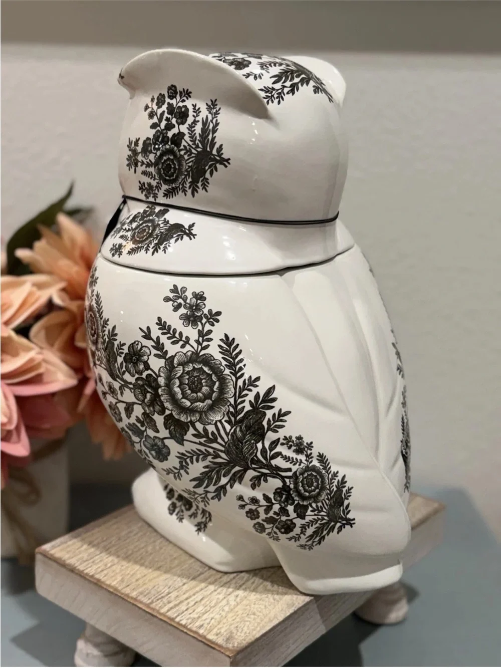 Spooky Street Owl Cookie Jar White Black Floral Toile Ceramic 78oz Halloween New
